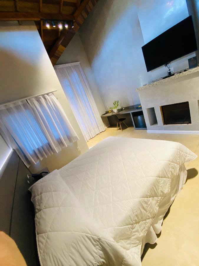 Hotel Chales Capitanias Агуас-ді-Ліндоя Екстер'єр фото